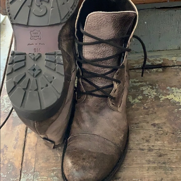 Barney’s NY lace-up Boots - Picture 3 of 9